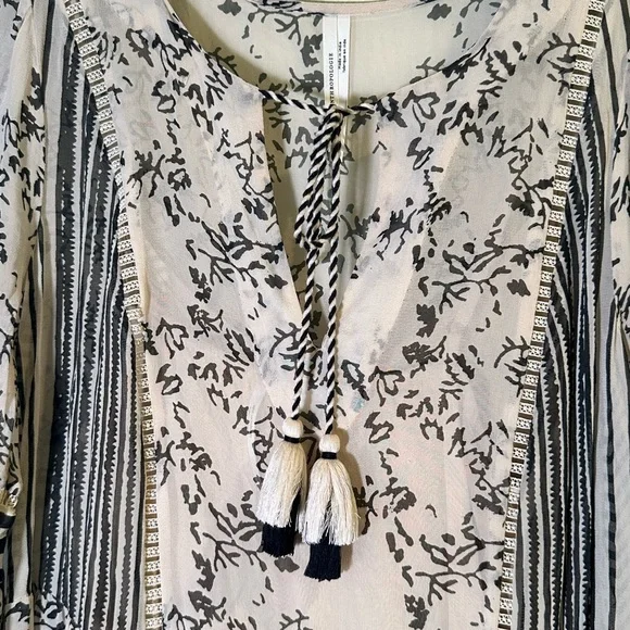 Anthropologie Black and Cream Floral Long Sleeve Dress - Picture 3 of 6